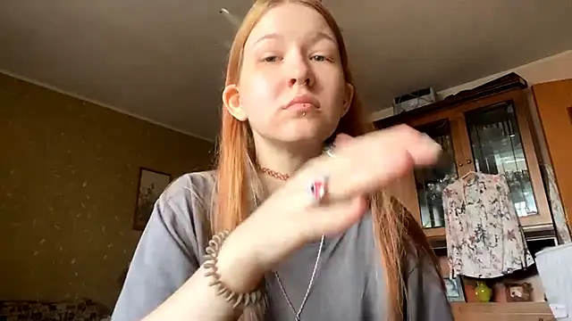 LaureenVielma online show from March 26, 7:25 am