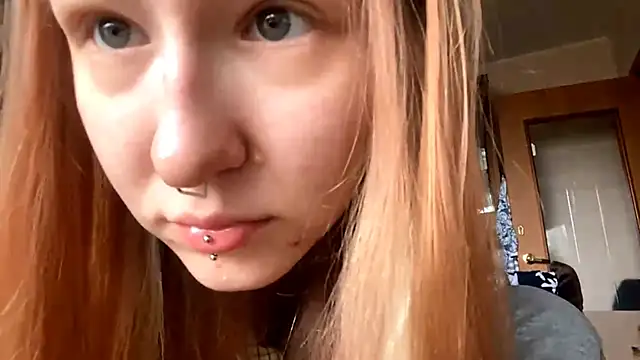 LaureenVielma online show from April 24, 8:17 am