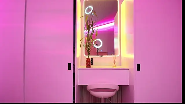 NaomiAmazing01 online show from March 29, 11:38 pm