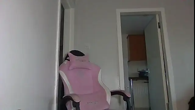 verscub6969 online show from April 18, 7:07 pm