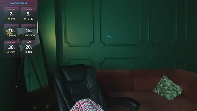  Tina Tayllor  online show from April 1, 9:34 pm