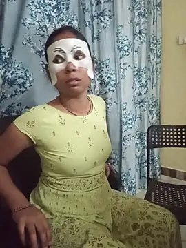 pinkbox online show from March 18, 7:55 am