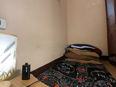 Mystic HugeDeity Cock online show from April 21, 9:26 am