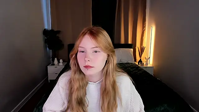 Julia Anis online show from February 5, 2:16 am