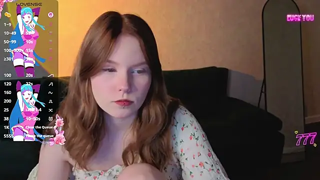 Julia Anis online show from March 19, 1:09 am