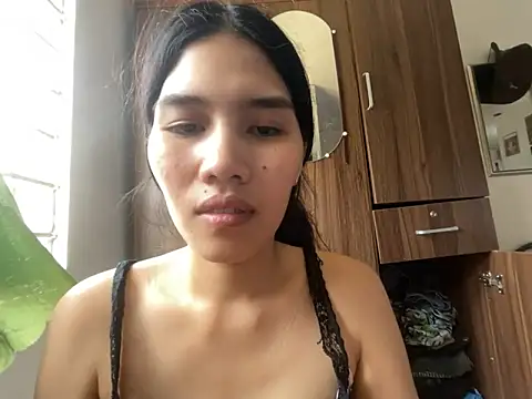 Snapshot of Sweetiebabe25 chatting on March 28, 2:44 am Sweetiebabe25 online show from March 28, 2:44 am