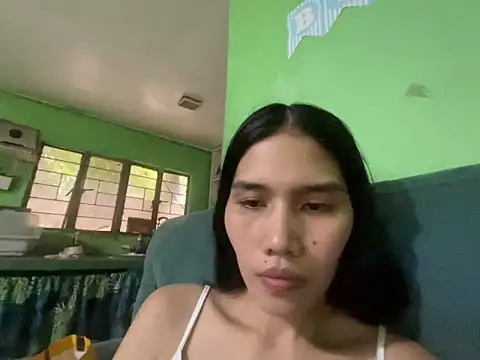 Snapshot of Sweetiebabe25 chatting on April 19, 9:41 am Sweetiebabe25 online show from April 19, 9:41 am