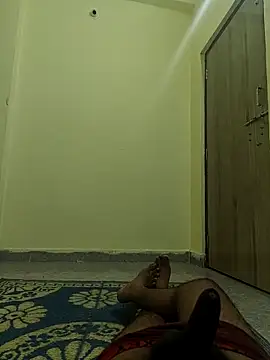 Romantic boy143 online show from June 9, 6:52 pm