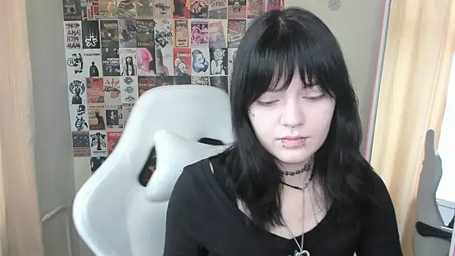 Emma Darkkk online show from February 8, 5:44 am