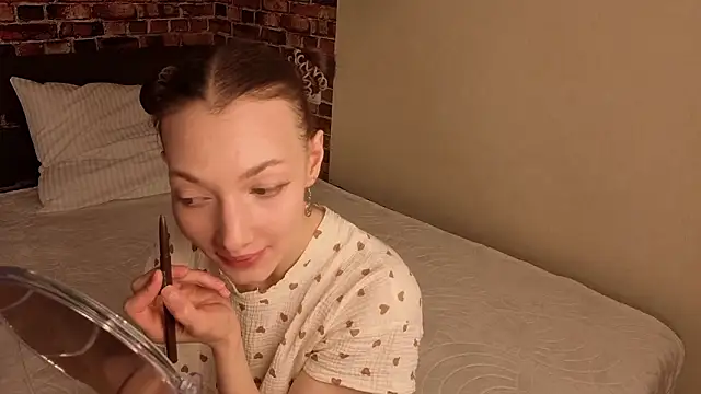 Lollyops online show from February 25, 2:10 am