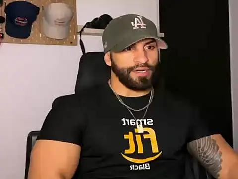 SamDornan51 online show from February 10, 12:26 am