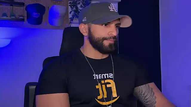 SamDornan51 online show from April 13, 12:05 am