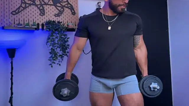 SamDornan51 online show from July 23, 1:09 pm
