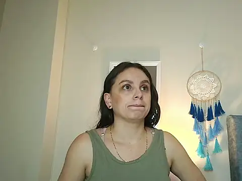 NatalyGuzman26 online show from April 16, 11:22 am