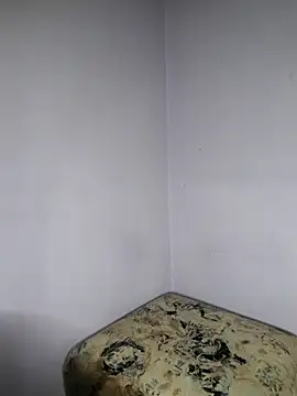 Snapshot of LollaHeart chatting on February 24, 10:41 pm LollaHeart online show from February 24, 10:41 pm