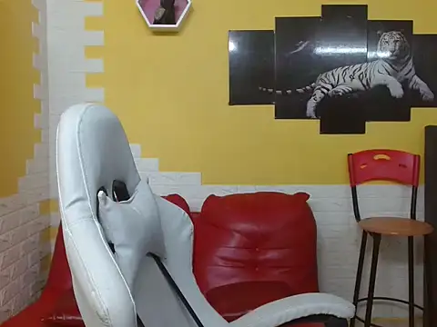 chacorta  online show from April 21, 12:55 pm