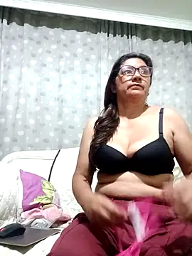 pamela sexy23 online show from April 27, 3:04 am