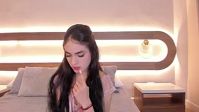 Violeta sum online show from March 3, 12:11 pm