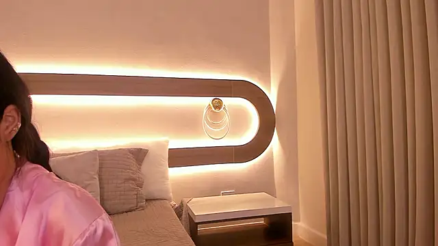 Violeta sum online show from March 18, 12:19 pm