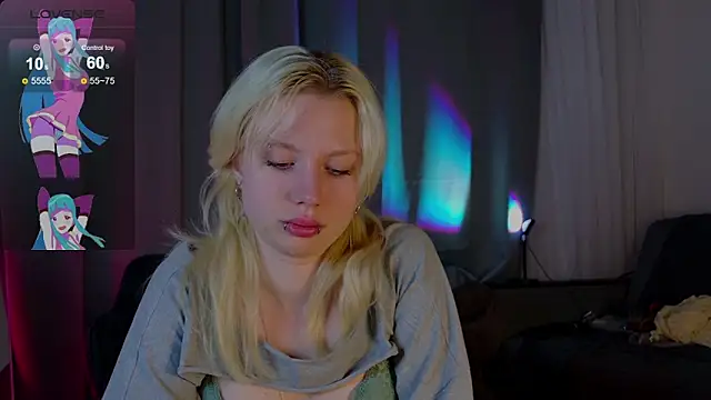 BladeSonya online show from April 19, 8:44 pm