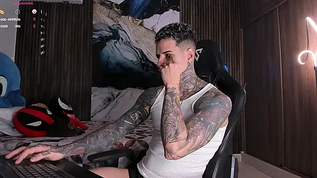 trisstann  online show from March 10, 4:45 pm