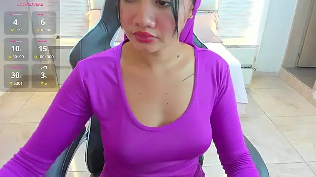 Snapshot of Yaiza_farak chatting on February 19, 3:46 am Yaiza farak online show from February 19, 3:46 am