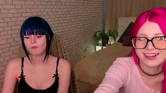 michelewild online show from April 5, 1:41 pm