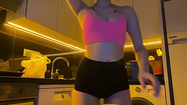 Snapshot of BlackFox_V chatting on March 3, 8:15 pm BlackFox V online show from March 3, 8:15 pm