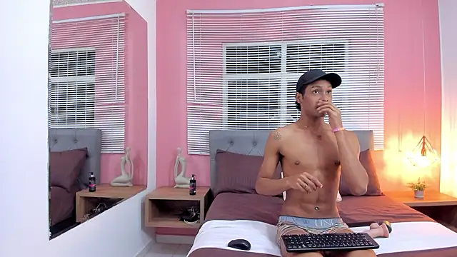 drako18  online show from February 7, 2:26 am