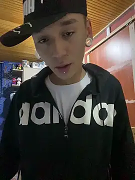 David Banks  online show from April 18, 9:37 pm