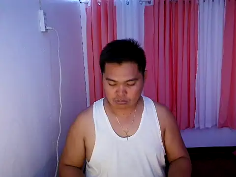 bigloadfox online show from April 27, 1:20 pm