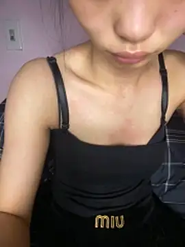 siting00 online show from February 13, 3:52 pm