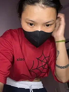 siting00 online show from April 12, 2:00 pm