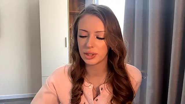 sugarbloom online show from February 13, 9:27 am