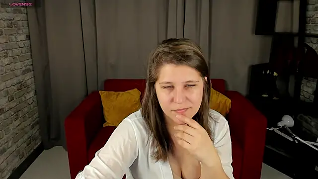 helenahoff online show from April 20, 4:15 am