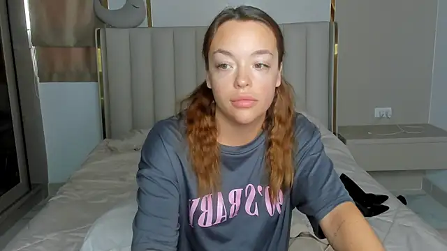 stellaa quenn online show from April 17, 12:13 am