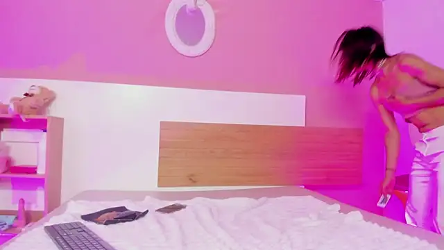 ValeryBellotti online show from April 23, 12:15 pm