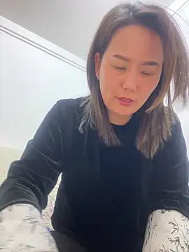 Youyou 12 online show from March 7, 10:12 am