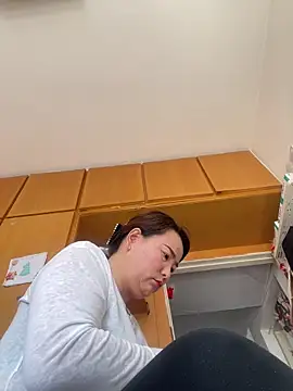 Youyou 12 online show from April 7, 12:11 am