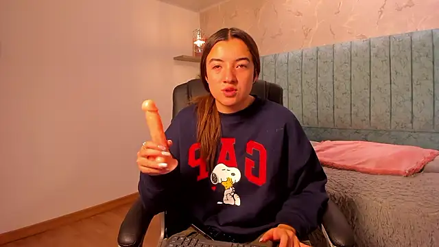 Tara Parker online show from February 21, 12:39 pm