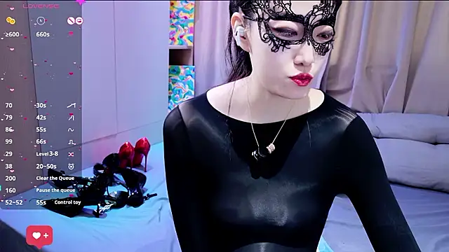 wonderbabyy online show from February 3, 6:40 am