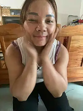 neyney110 online show from April 19, 10:25 am