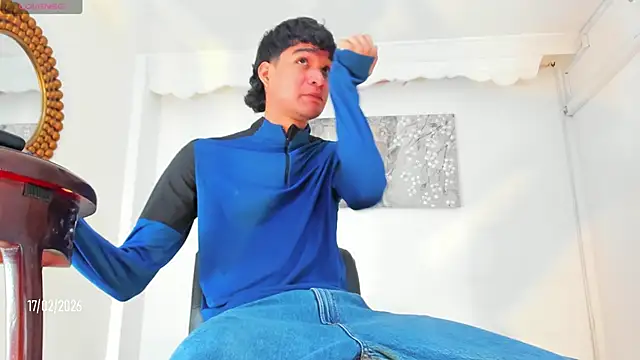 Snapshot of branmonter_xxx_big chatting on February 25, 3:38 am branmonter xxx big online show from February 25, 3:38 am