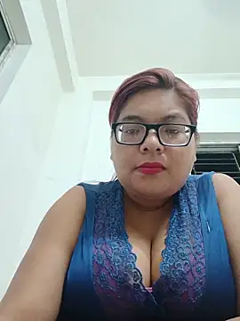 Snapshot of Elie_Hallway chatting on June 30, 7:04 pm Elie Hallway online show from June 30, 7:04 pm