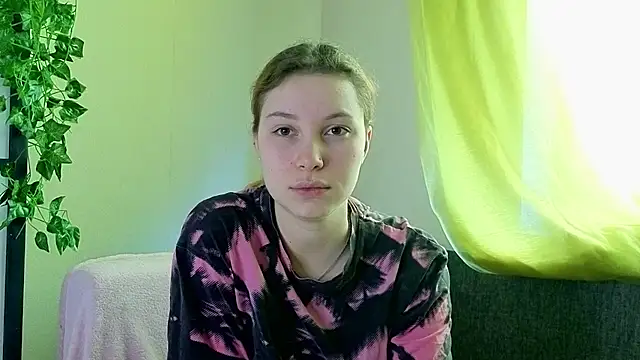 JadwigaTagliavia online show from April 19, 8:02 am