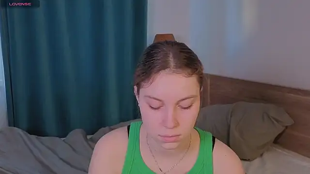 JadwigaTagliavia online show from April 20, 6:38 am