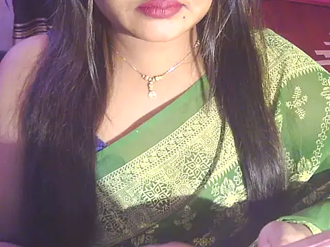 Nusrat Faria online show from February 10, 8:13 pm