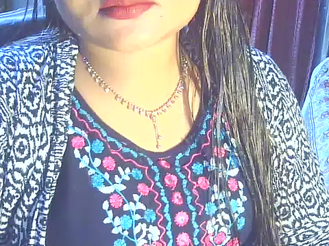 Nusrat Faria online show from April 17, 4:10 pm