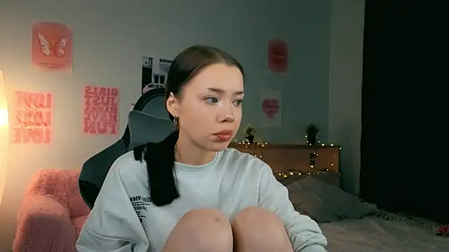 Vexnexe online show from February 15, 7:10 pm