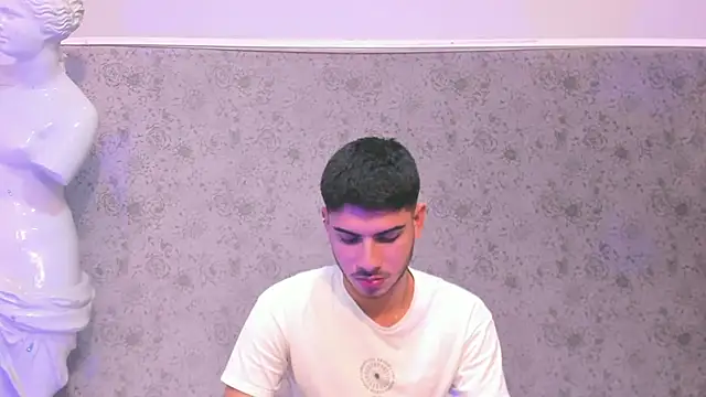 Apolo Gray online show from February 9, 2:48 am